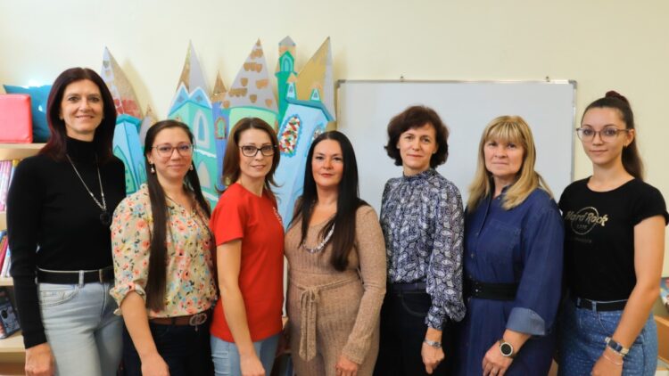 Móka óra December harmadikán!